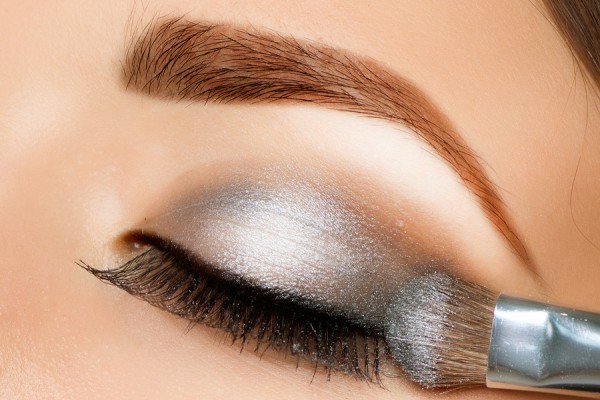 How to Create Smokey Eye